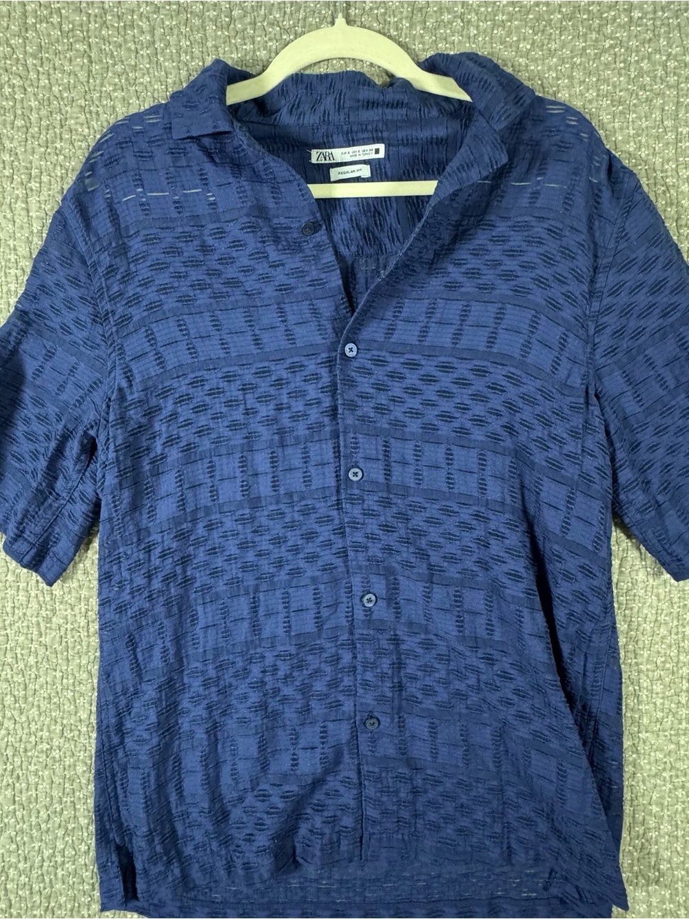Zara Men’s Navy Short-Sleeve Textured Button-Down Shirt